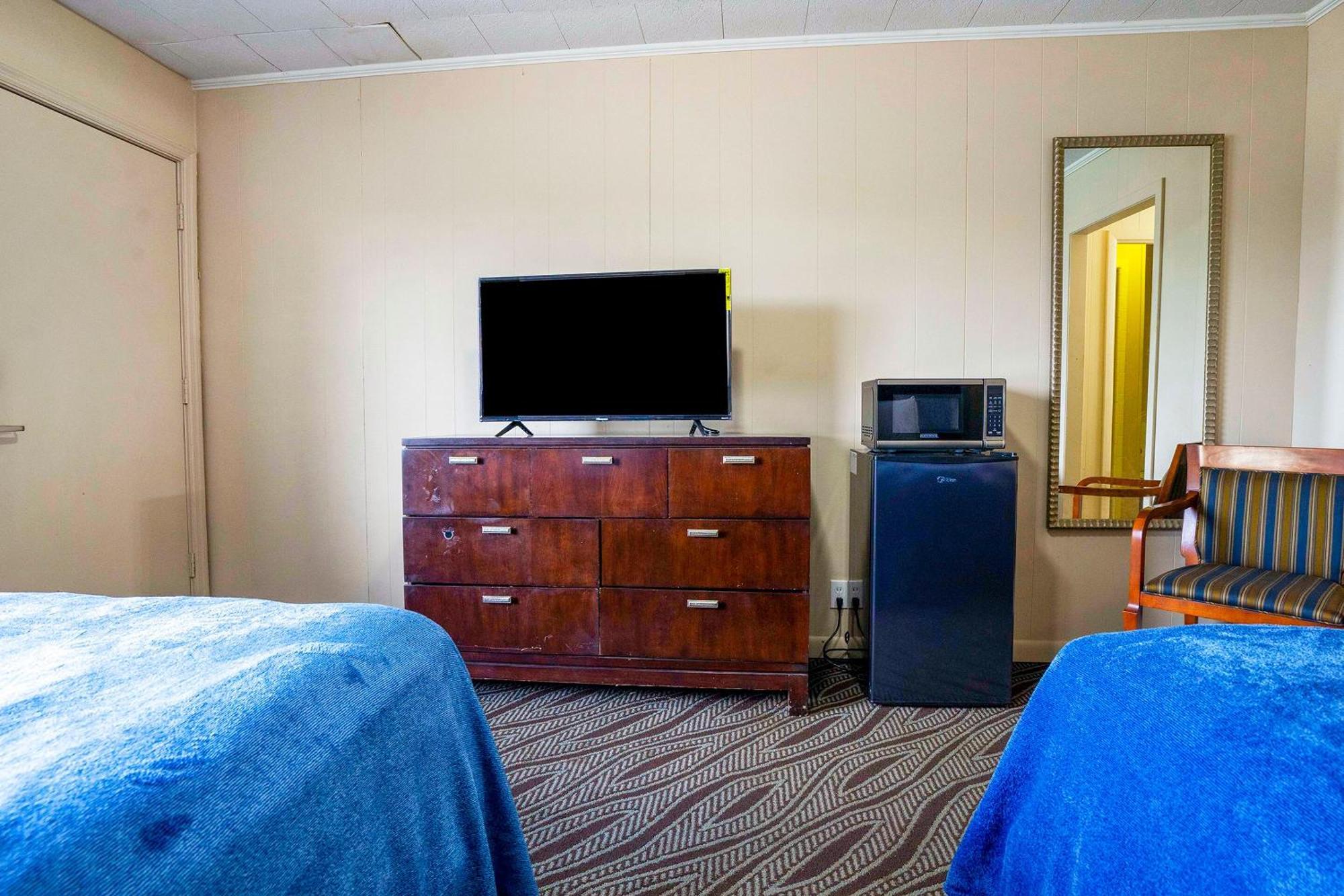 Hotel Oyo Al, Floral Hwy